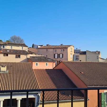 דראגיניאן Appartement Charmant En Provence מראה חיצוני תמונה